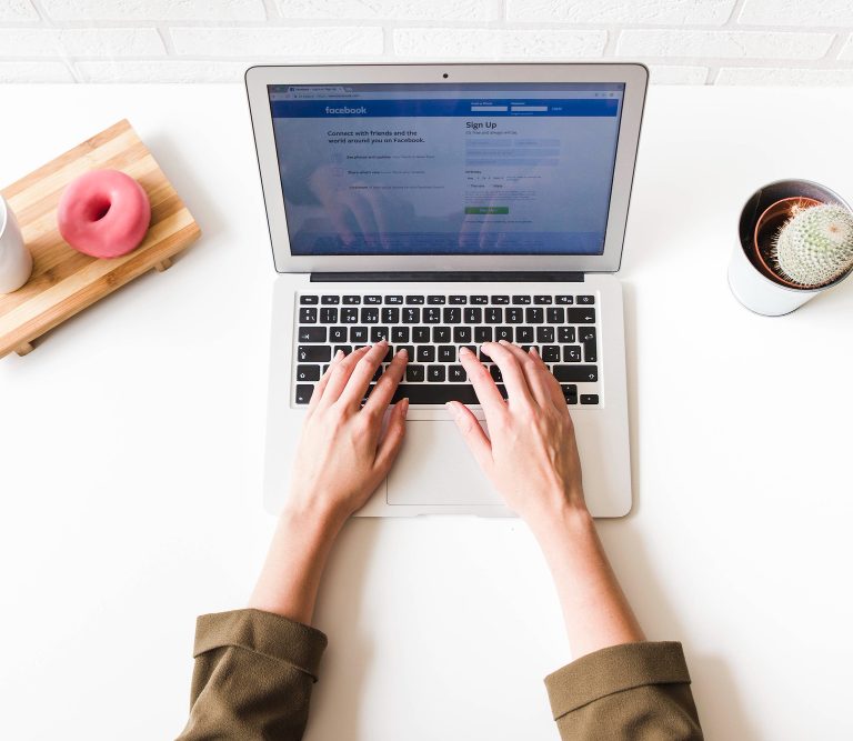 Ce este un comunicat de presă și cum să-l faci eficient