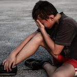 Tabletă pentru tetieră: soluție pentru drumuri cu copii